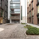 2Ndhomes Stylish 1Br Home With Balcony And Sauna In Kamppi Center